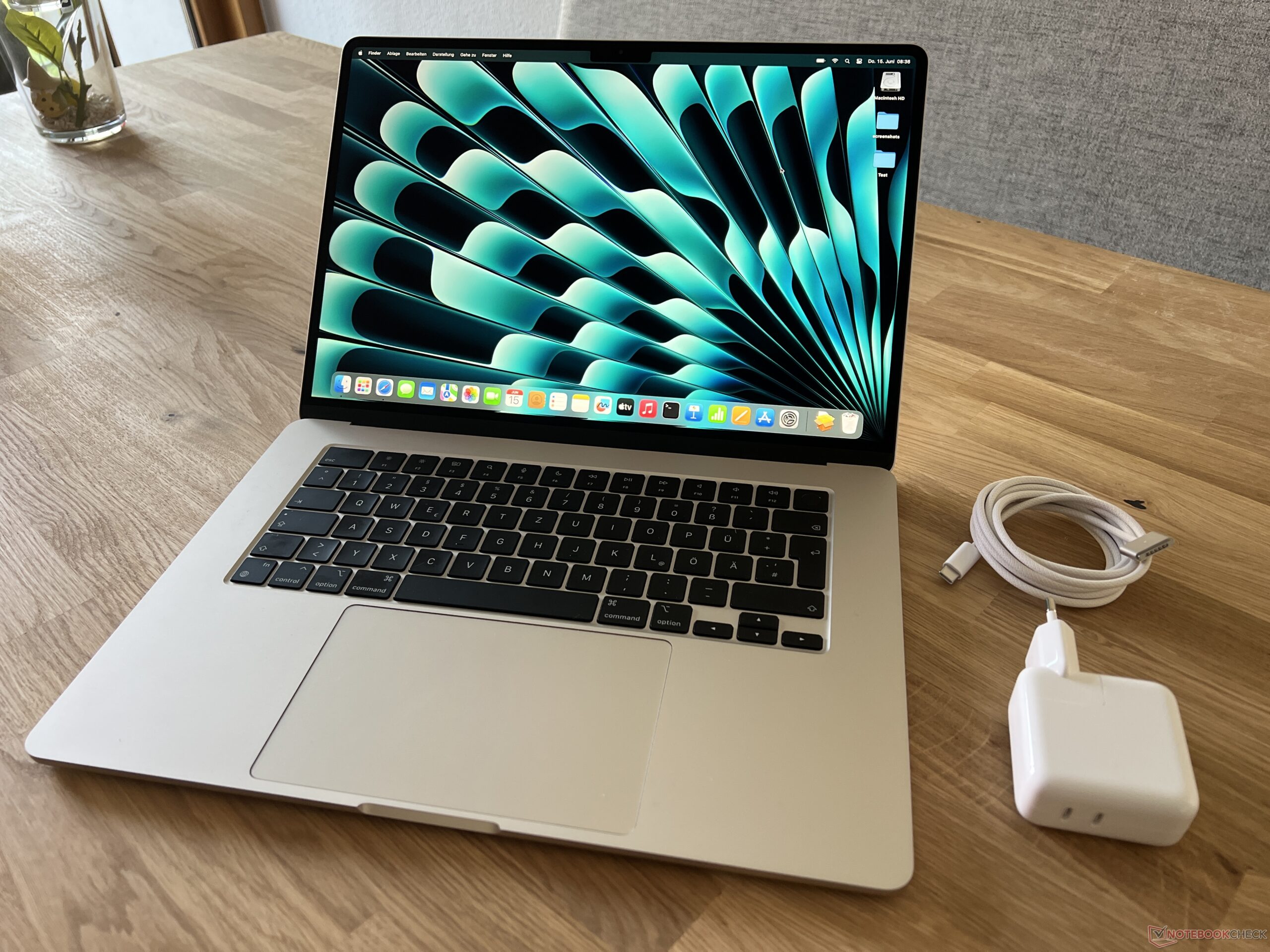 El precio del Mac Mini M2 de Apple cae a $499.