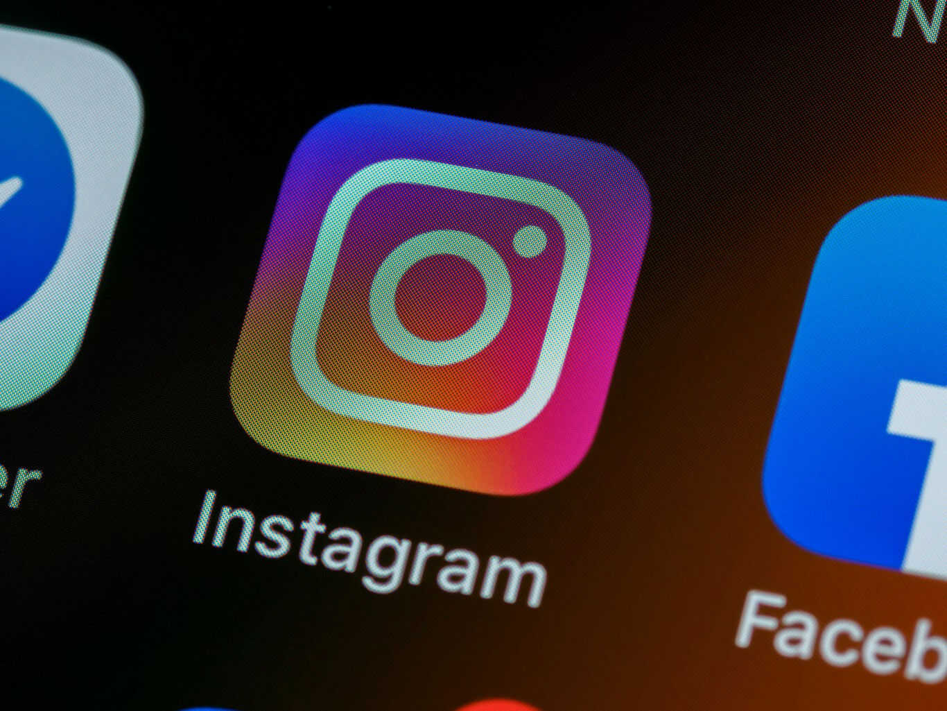 Instagram está probando una forma de determinar si una publicación fue creada por inteligencia artificial.