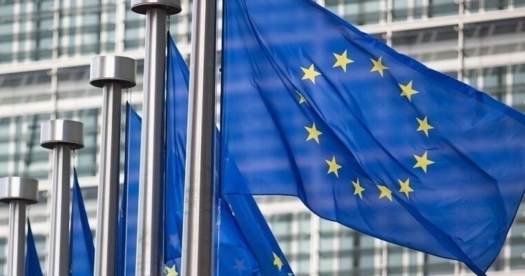 Apple cede a la presión de la UE sobre prácticas anti-steering – Título SEO en Español: «Apple accede a las demandas de la UE sobre prácticas de redirección»